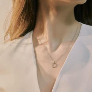 Hei / haze pendant necklace 2color / Wear BTS