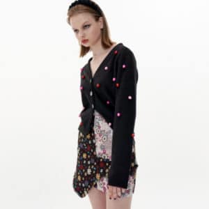 OTHER-worldly / Fingerhole Strawberry Cardigan / Wearing IVE