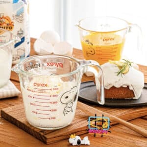 Pyrex Snoopy Measuring Cup 250ml